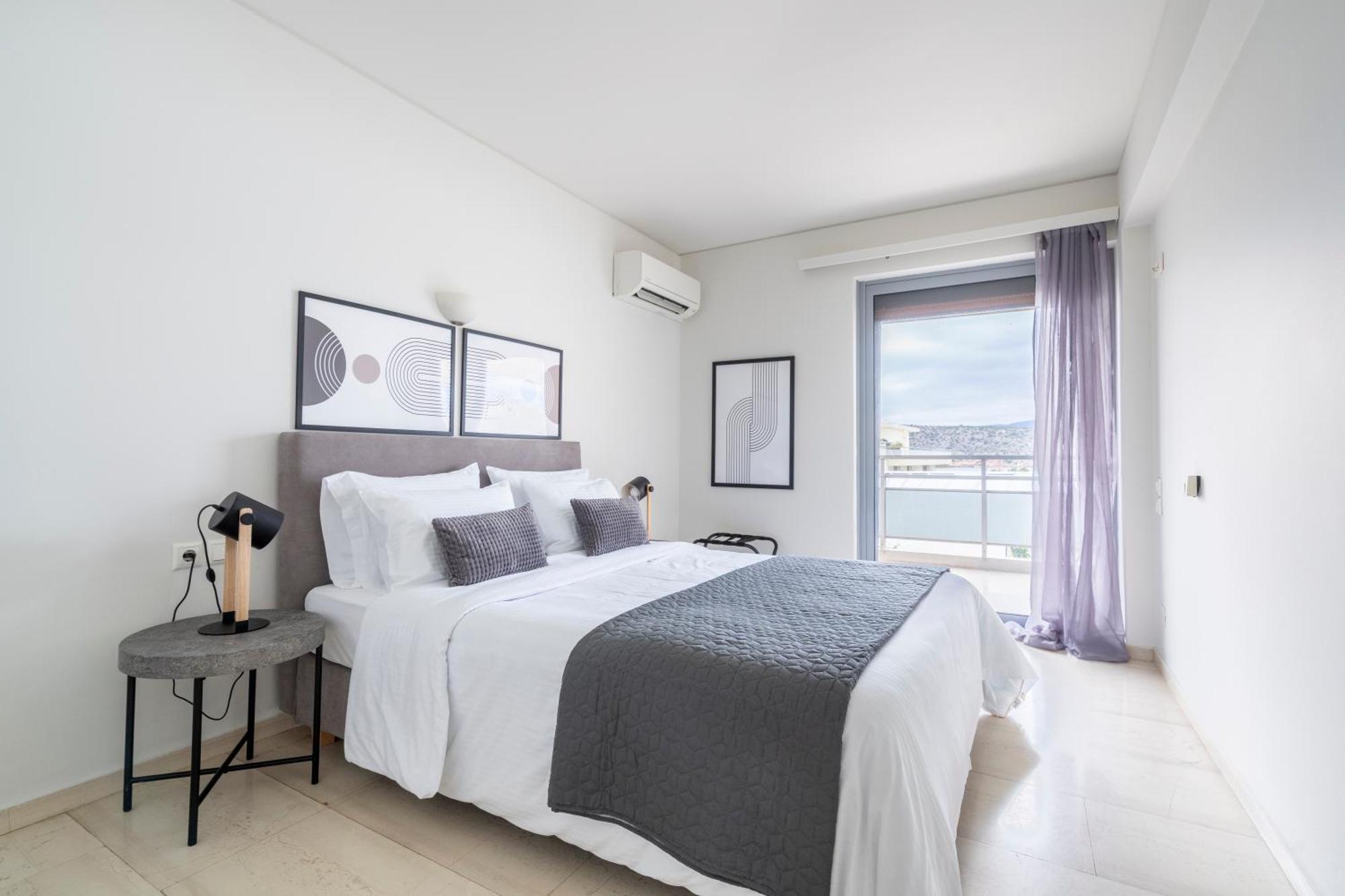 Summervibes Penthouse Varkiza *