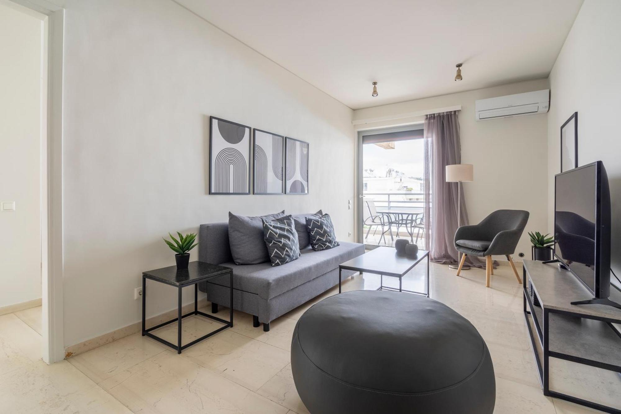 Summervibes Penthouse Varkiza * Vari (Attica)