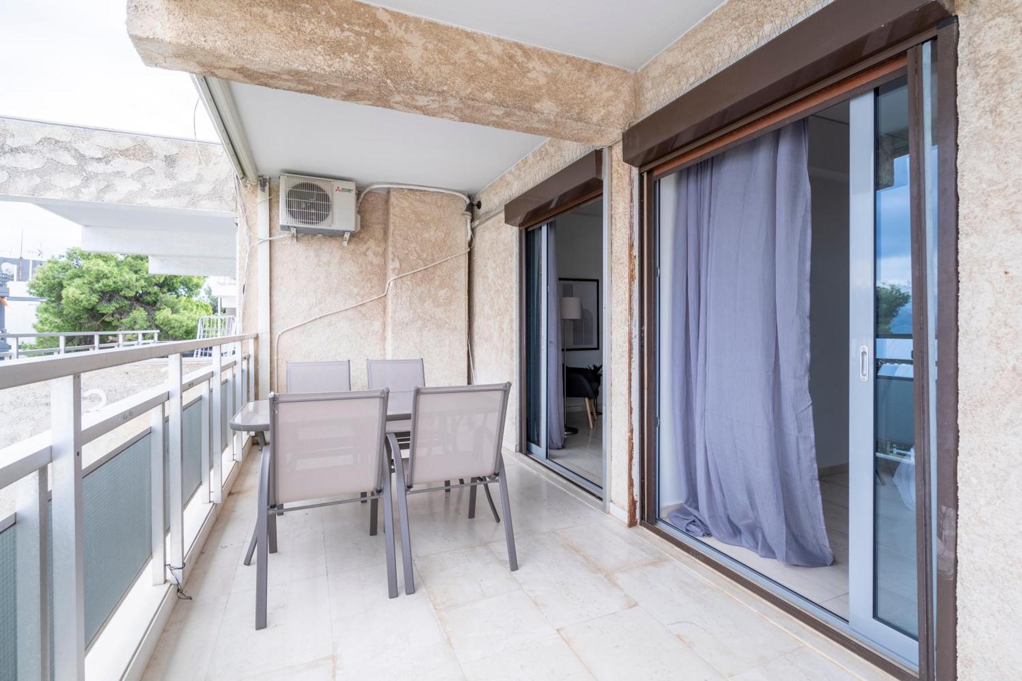 Summervibes Penthouse Varkiza *