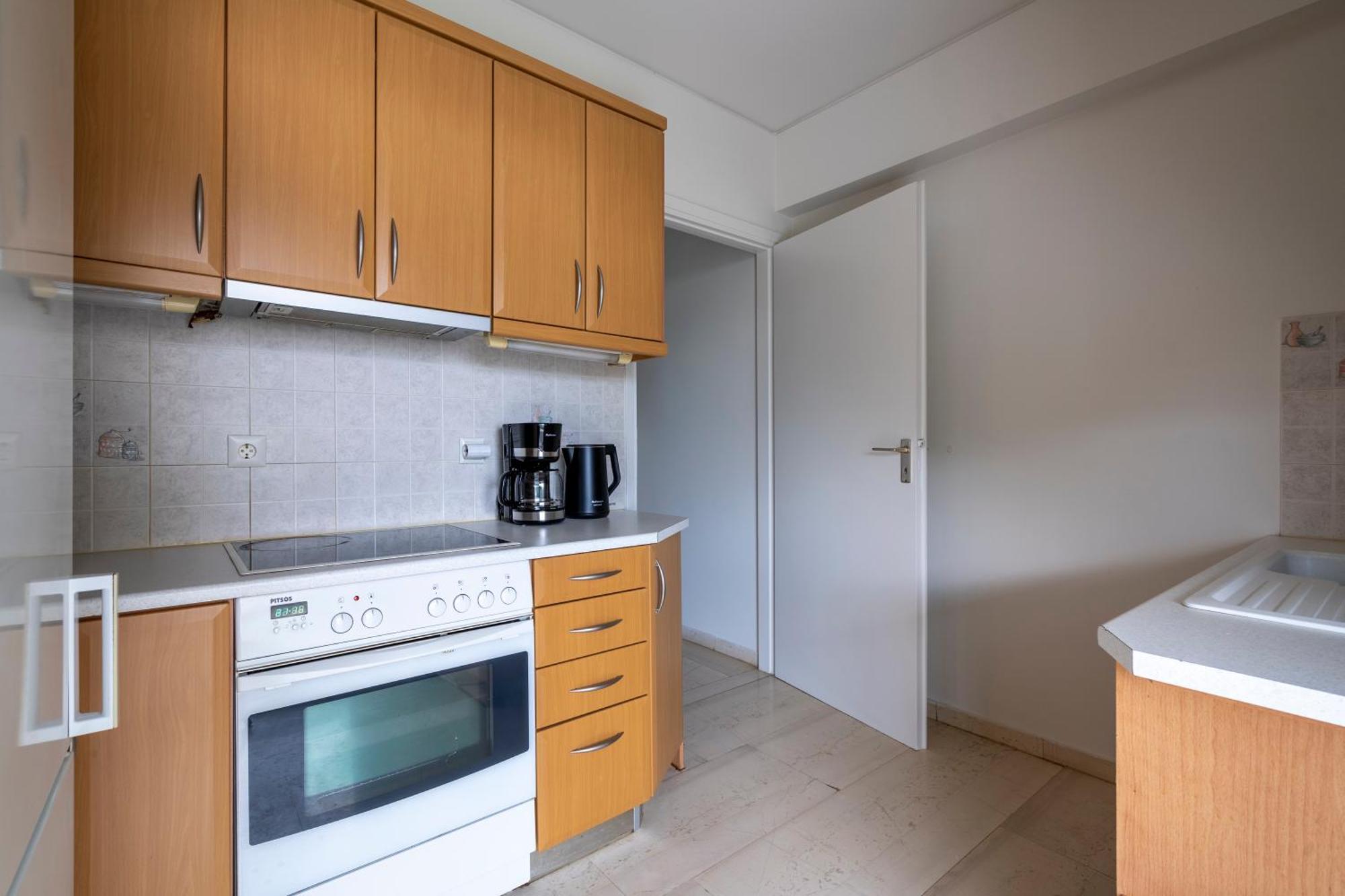 Summervibes Penthouse Varkiza *