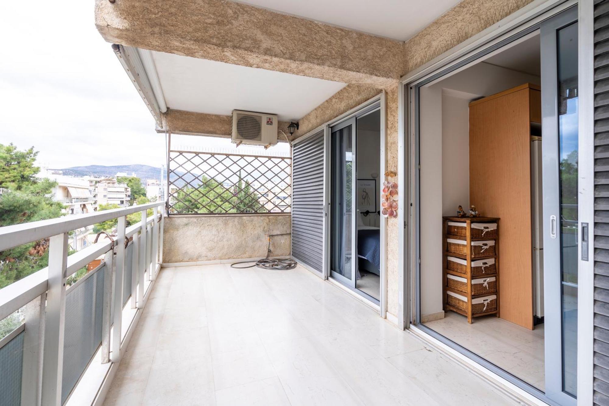 Summervibes Penthouse Varkiza * Vari (Attica)